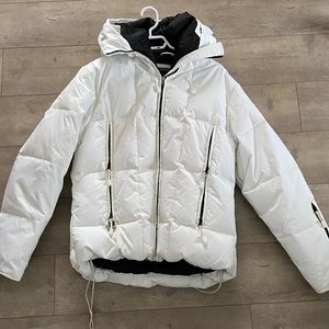 GUESS women’s puffer coat